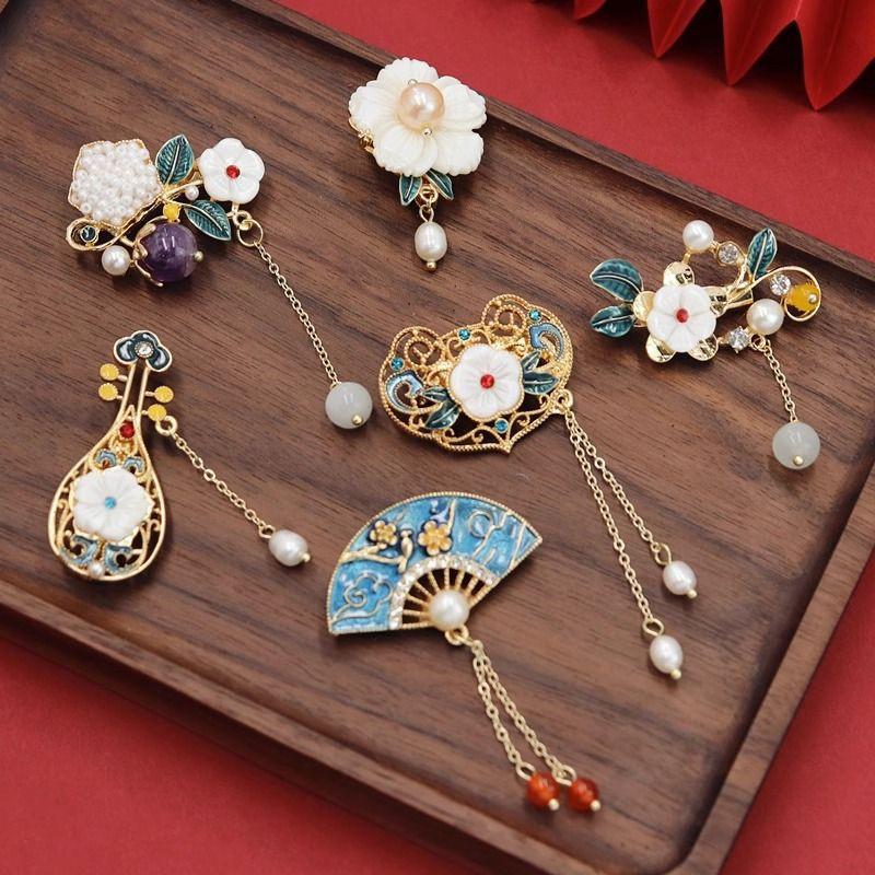 1Pcs National Style Brooch Women'S Retro High-End Corsage Temperament Tassel Pin Creative And Versatile