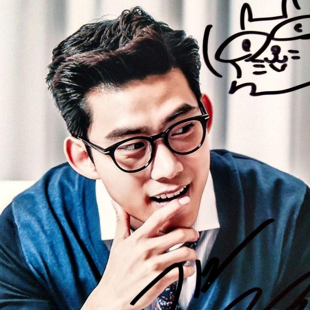 [USED] Sale... Taecyeon autographed 2L size photo Ok Taecyeon, 2pm...