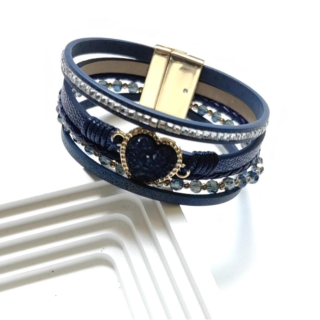 Women's Heart Bracelet: Handmade Multi-layer Leather with Magnetic Buckle and Rhinestone Inlay.
