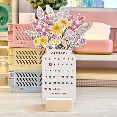 Calendrier de bureau fleuri 2024 avec base en bois, type carte, 12 mois, de janvier à décembre 2024, pour la maison, le bureau, l'école, calendrier mensuel de bureau, décoration