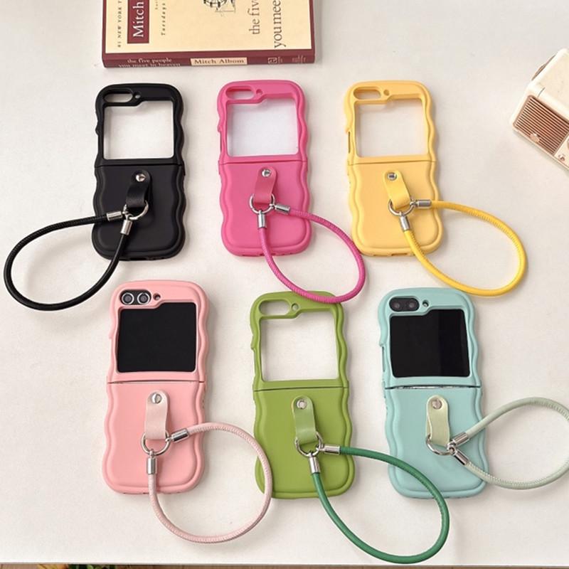 Leather Lanyard for Samsung Z Flip Series: Compatible with Z Flip 6/7 Silicone Case, Cross-Border Trade Accessory.
