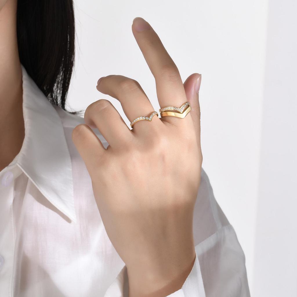 Women's Stainless Steel Gold V-Shaped Zircon Ring