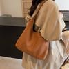 Lazy Wind Large-capacity Tote Bag Autumn New Bag Women's Simple Shoulder Bag Commuter Armpit Bag