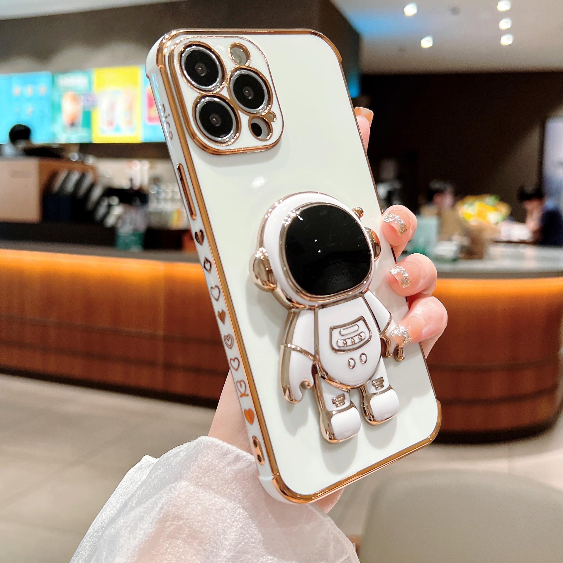 

Electroplated Astronaut Phone Case with Anti-drop Holder for iPhone 11/12/13 Pro Max 7 Plus/8 Plus