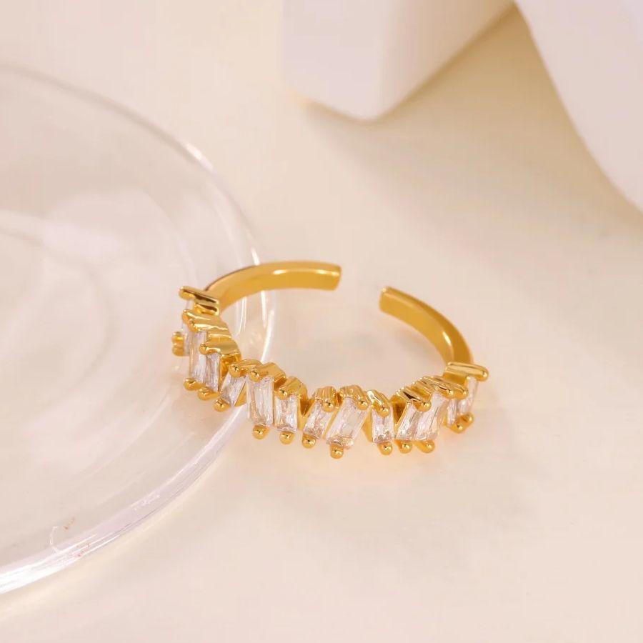 Stainless Steel Cubic Zirconia Butterfly Rings Gold Color Anti Fading Ring Women Mama Wedding Jewelry Vacation Accessories Gifts