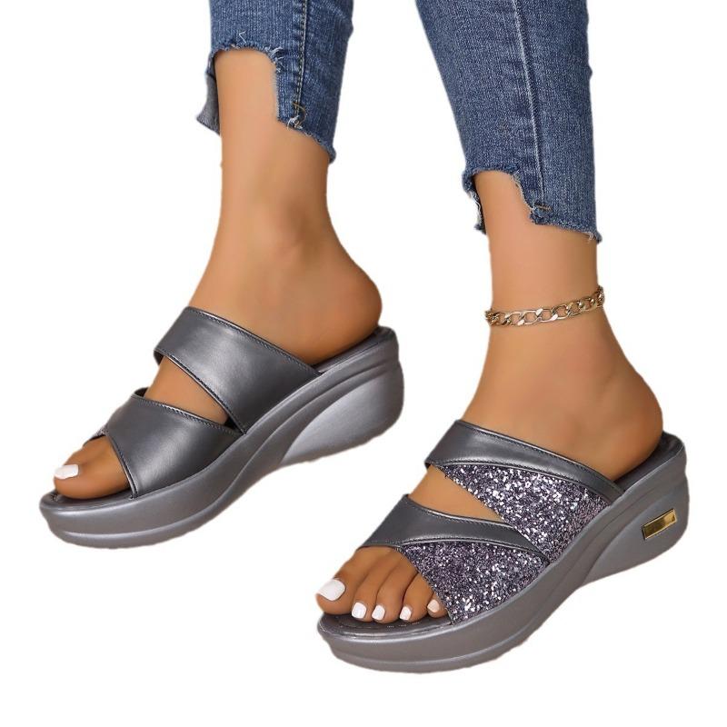 Cool slippers women's summer outer wear fashionable new thick-bottomed muffin wedge heel women's large-size fish mouth sequined women's slippers