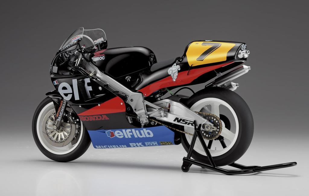 Hasegawa 1/12 scale Honda NSR500 "Elf Honda" 1989 WGP500 21715