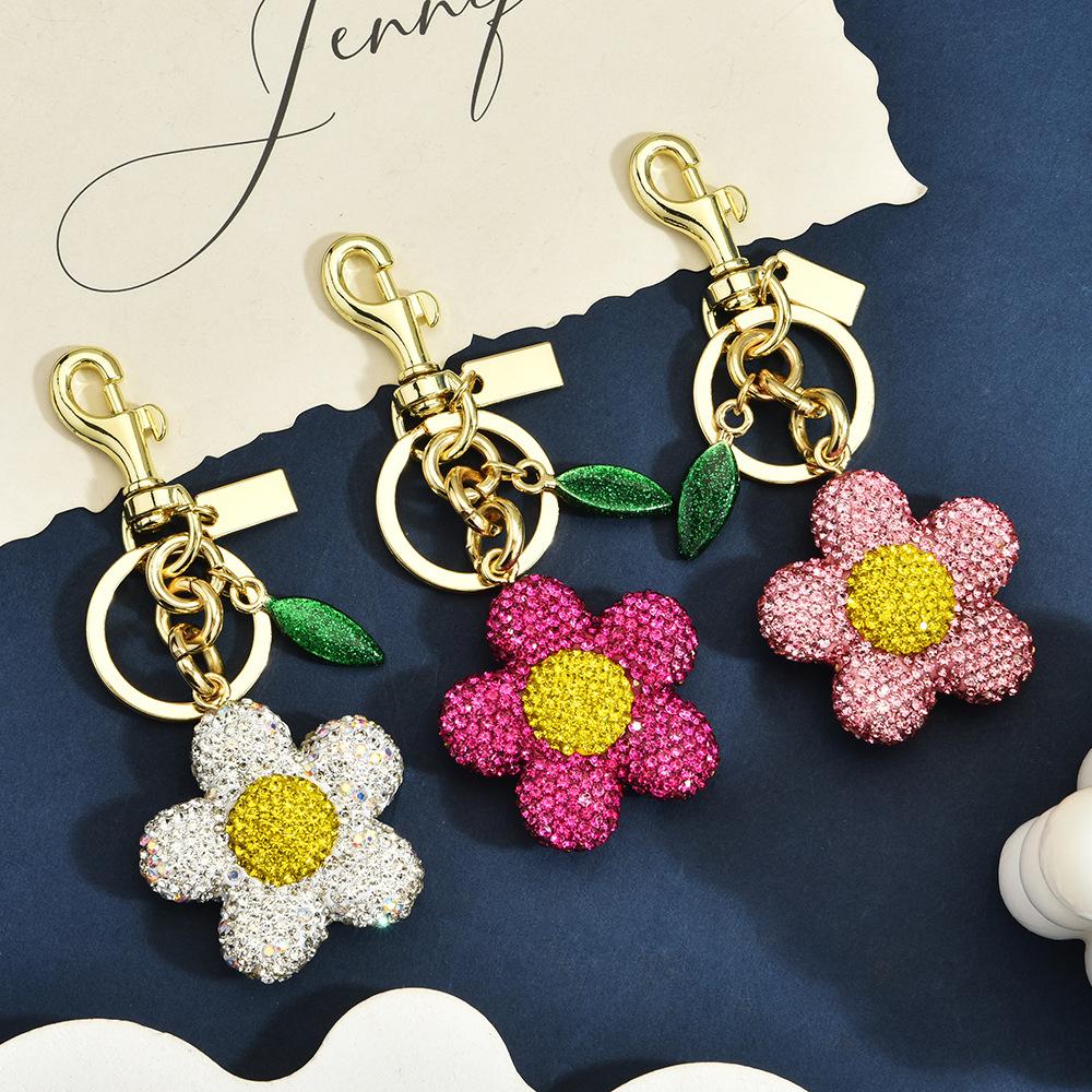 Girl's Heart Niche Flower Keychain