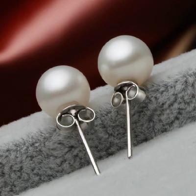 Women's Earrings Pearl High-end Light Luxury Retro Earrings