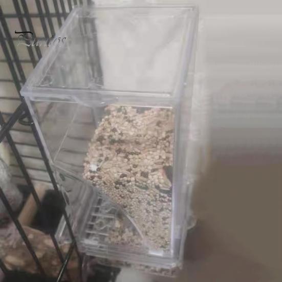 Transparent Acrylic Bird Feeder Automatic No-Mess Bird Cage Feeder Large Capacity Parrot Feeder Anti-Spill Bird Feeder for Canaries Budgies Finches