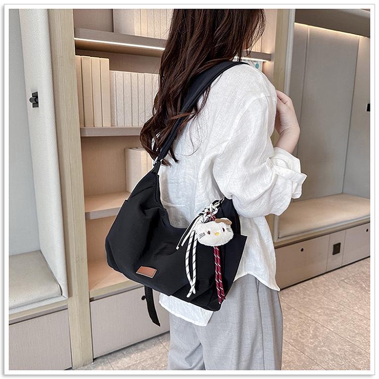 Versatile Retro Nylon Crossbody Underarm Bag for Women