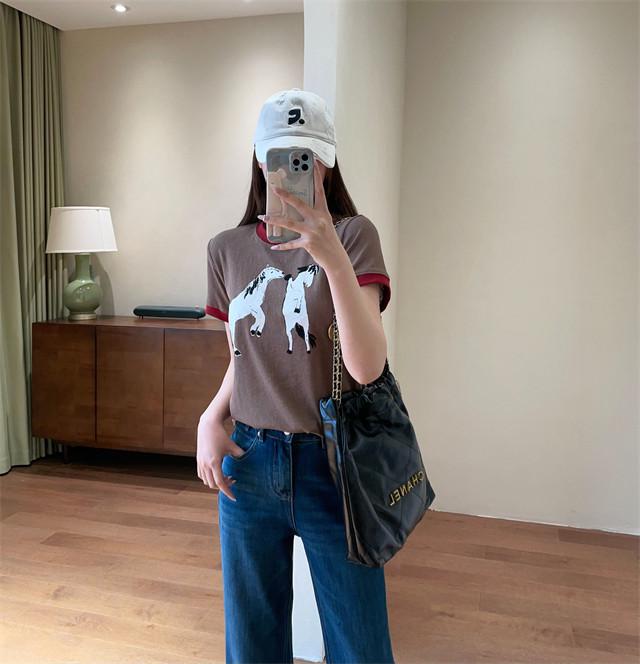 Women s Retro Little Horse Print Color Block Round Neck Short Sleeve T-shirt, Spring/Summer 2026 Medium