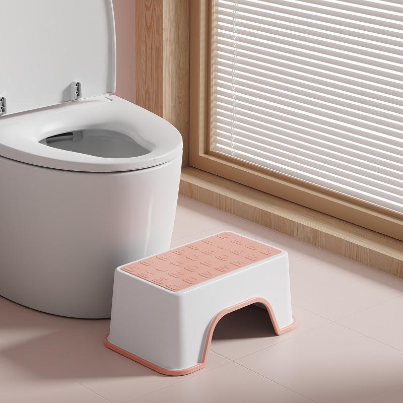 Children Step Stool Non-Slip Durable Plastic Footrest Lightweight Compact Size for Bathroom Kitchen Use