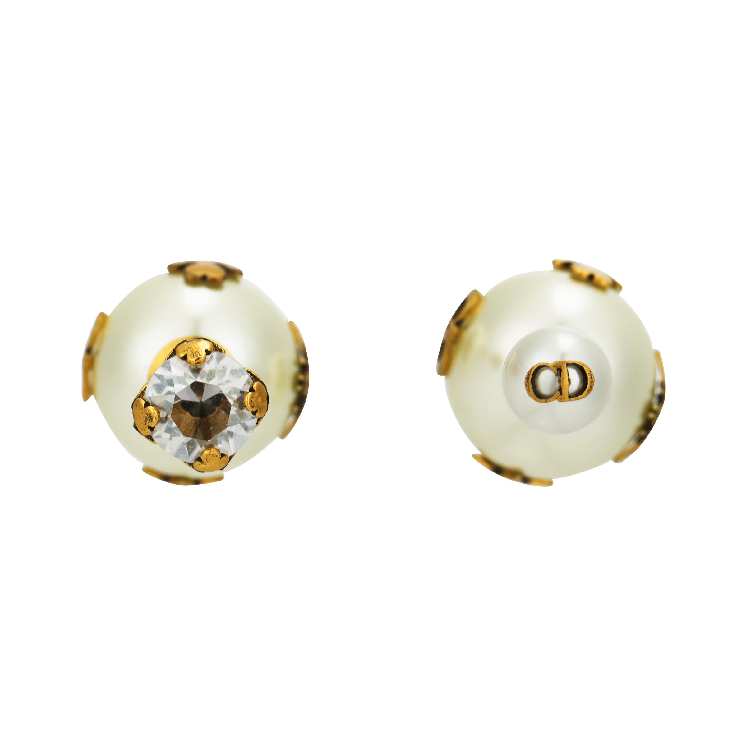 

Dior Pearl Bee Decorated Metal Earrings Women Earrings White E0665TRIRS-D908 Box-Dust Bag+Box