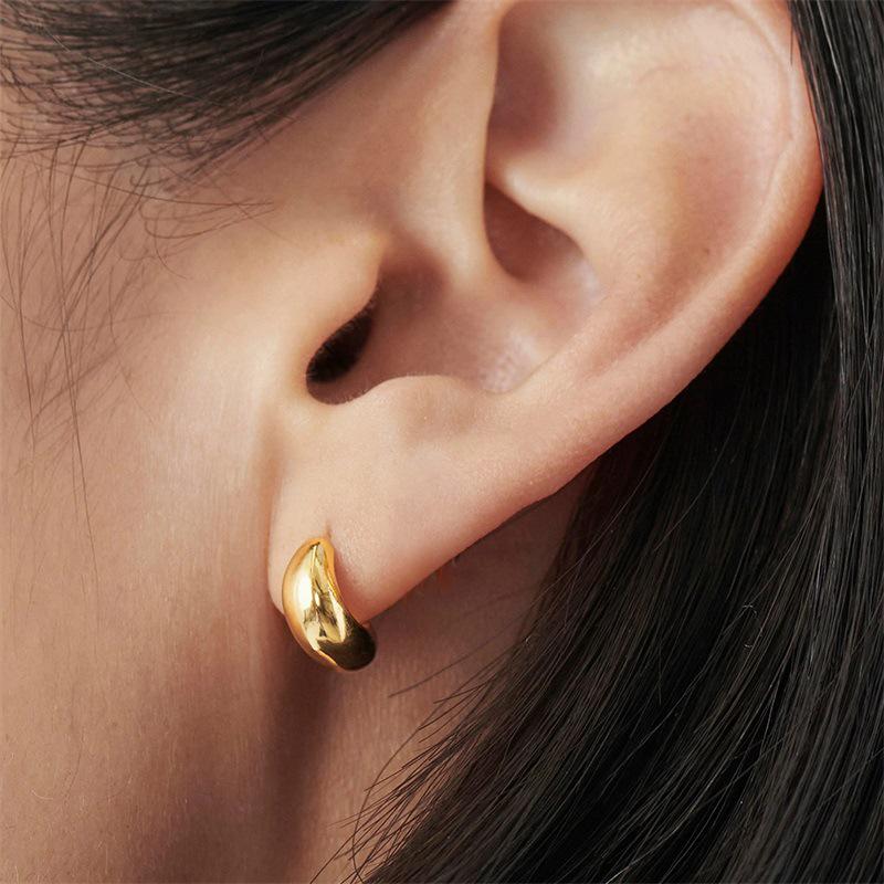 eManco Simple 18K Gold Plated Stainless Steel Earrings for European and American Ladies