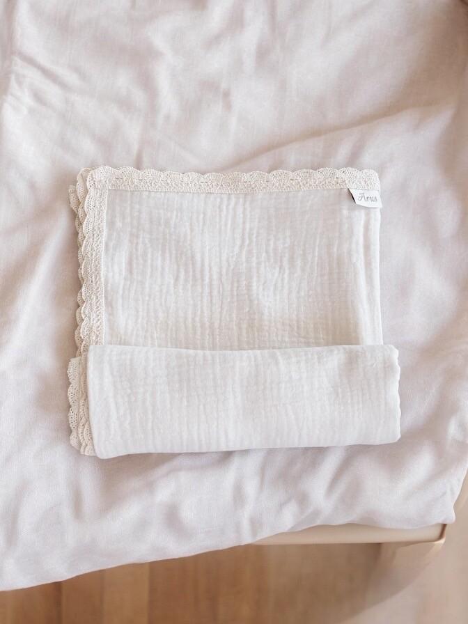 MUSLIN BLANKET 100X75 WITH LACE Latte