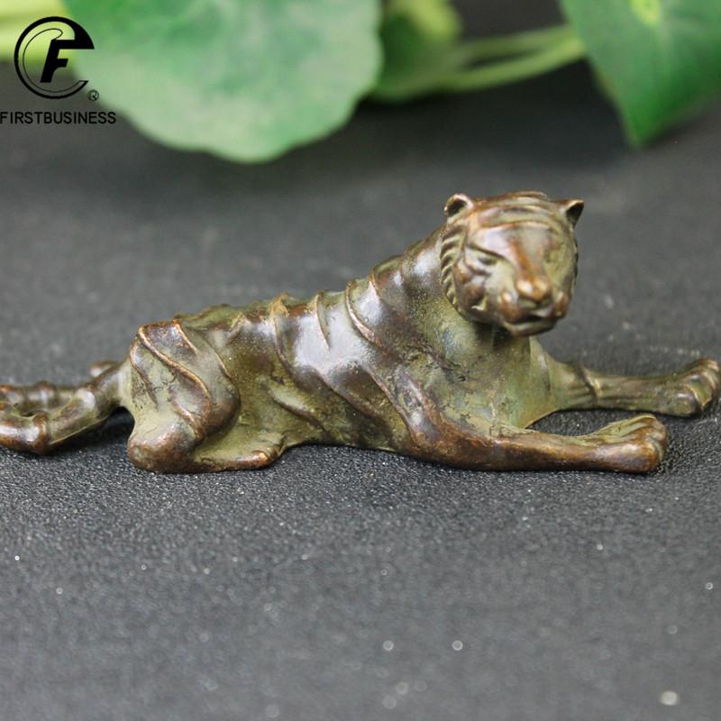 Pure Copper Animal Tiger Figurine Miniature Desktop Decoration Ornament Accessories Vintage Solid Brass Tea Pet Home Decor Craft
