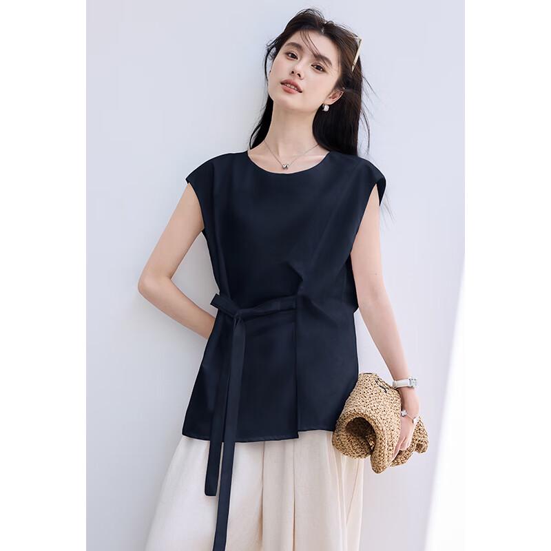 VICTORIA&VERA Pleated Waist Sleeveless Blouse