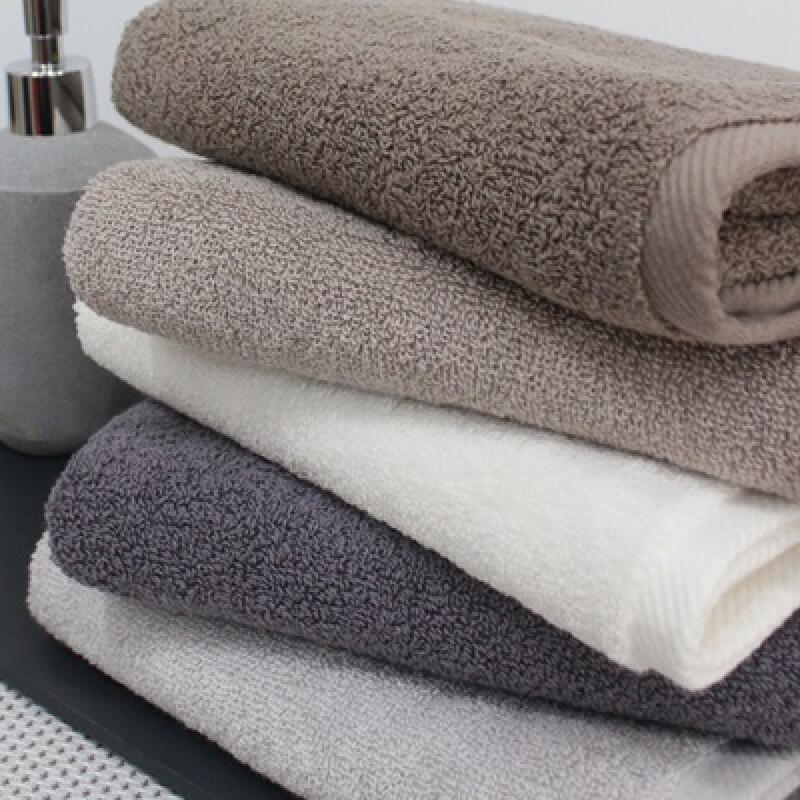 

Hotel Towel Vivienne 150g 30 count 5 sheets Beige 5 sheets