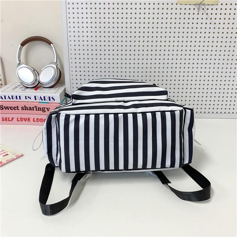 Striped Print Student Schoolbag Women's Large Capacity Commuter Backpack