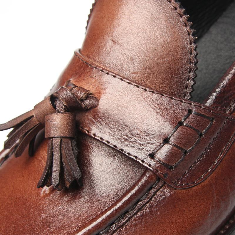 Handmade Design Slip On Loafers For Men Business Formal Shoes Genuine Leather Breathable Men Flats Fashion Tassel Soft Moccasins