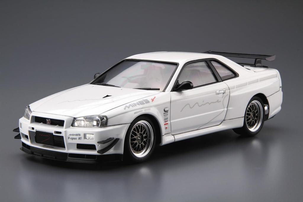 Aoshima Bunka Kyozai The Tuned Car 34 BNR34 Skyline Plastic Model Kit Co., Ltd. (AOSHIMA) No. 1/24 Mine's GT-R '02 (Nissan)