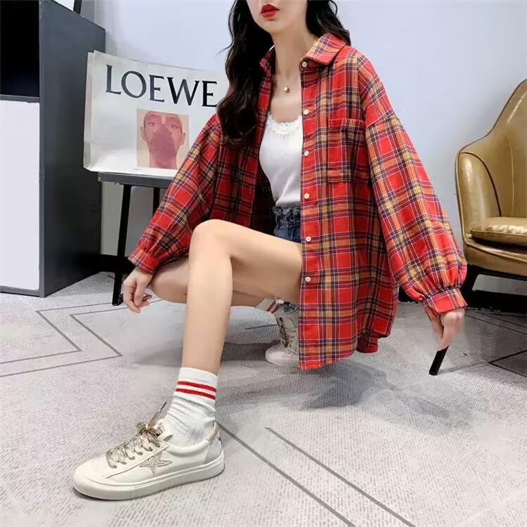 2026 Spring/Autumn Women's Loose Plaid Shirt - Versatile Korean Retro Hong Kong Style Outerwear.