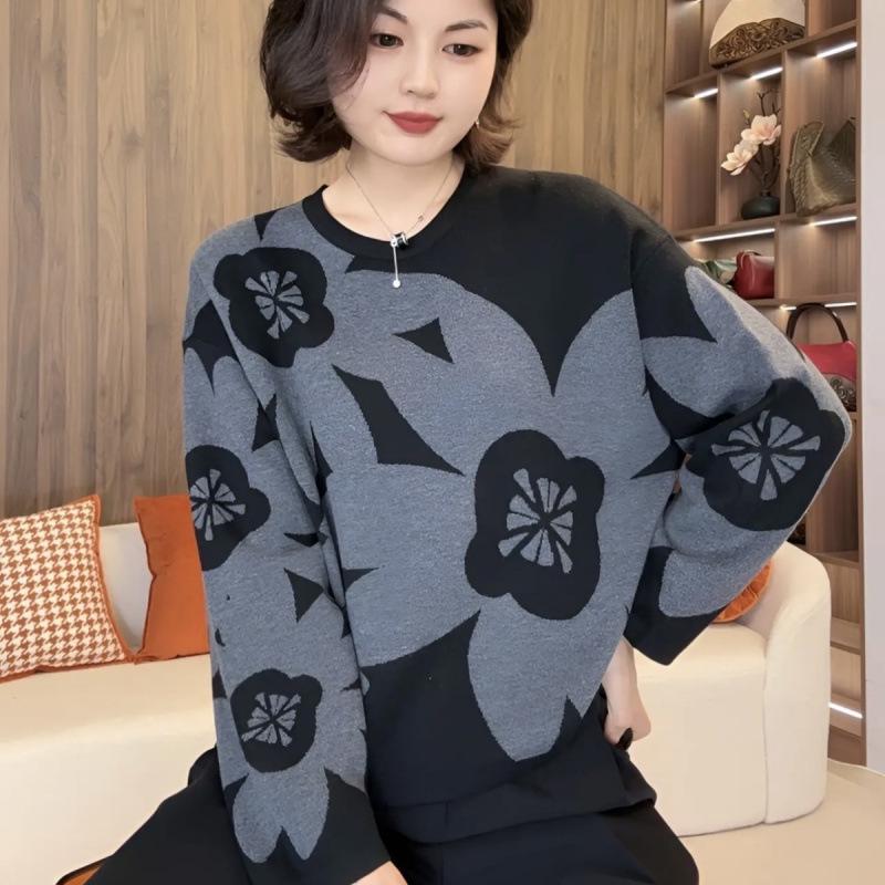 Plus Size Round Neck Jacquard Knit Sweater - Long Sleeve, Loose & Slimming, Autumn/Winter Fashion.