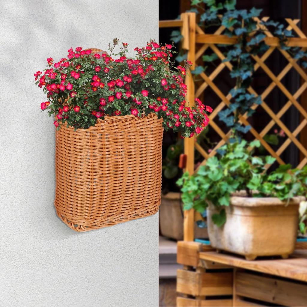Cabilock Wall Hanging Basket, Wicker Woven Fruit Storage Baskets, Handmade Wall Kitchenware Container Boho Decor for Kitchen, Garden, Farmhouse,