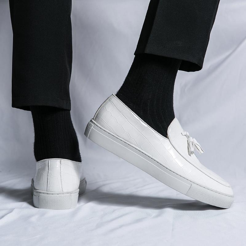 Fashion Men Senior Leather Formal Shoes Wedding Shoes Design Brand Shoes Classic Tassel Footwear Casual Comfort Driving Pointed Shoes