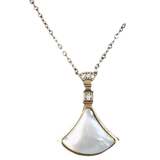 Trendy Dopamine Fan-Shaped Titanium Steel Necklace – Non-Fading, High-End Women's Gift