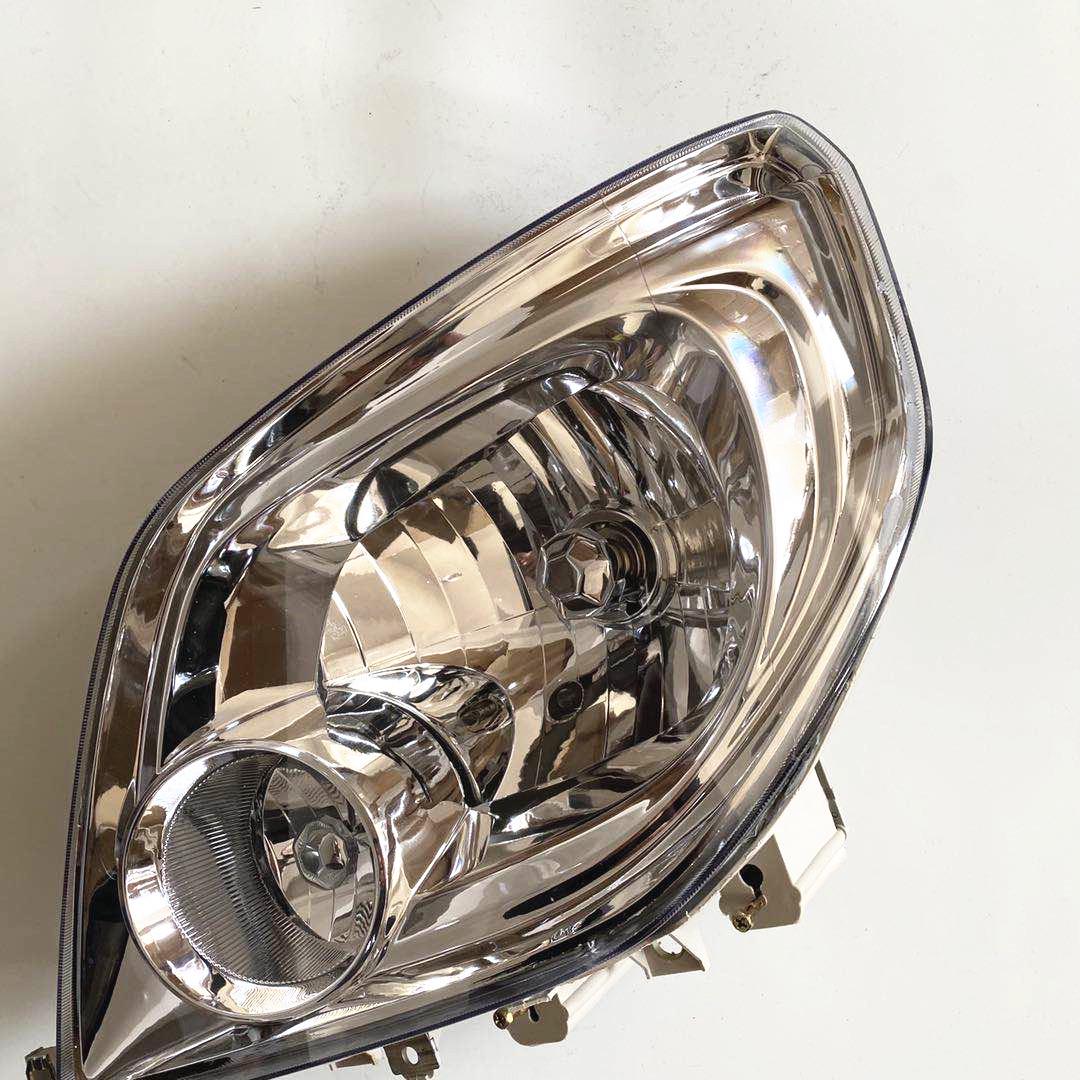 

Compatible Headlight Assembly for BAIC Foton Aorui Little Star 5 M3 Standard, Front Passenger Right Side