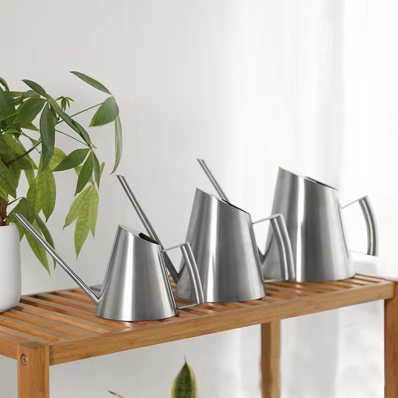 

Stainless Steel Long Spout Watering Pot - 1500ml Capacity for Home and Garden