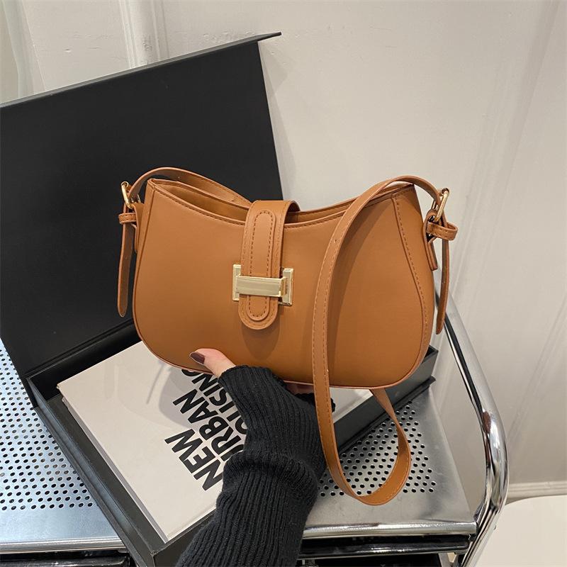 French Niche Fashion Retro Underarm Bag Women's 2025 New Trendy Baguette Bag Handbag Medieval Shoulder Bag Trendy