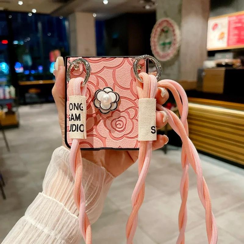 Crossbody Leather Flower Phone Case for Samsung Galaxy Z Flip 6 5 4 3 Flip6 Flip5 Flip4 Flip3 5G Hard Shell Shockproof Cover