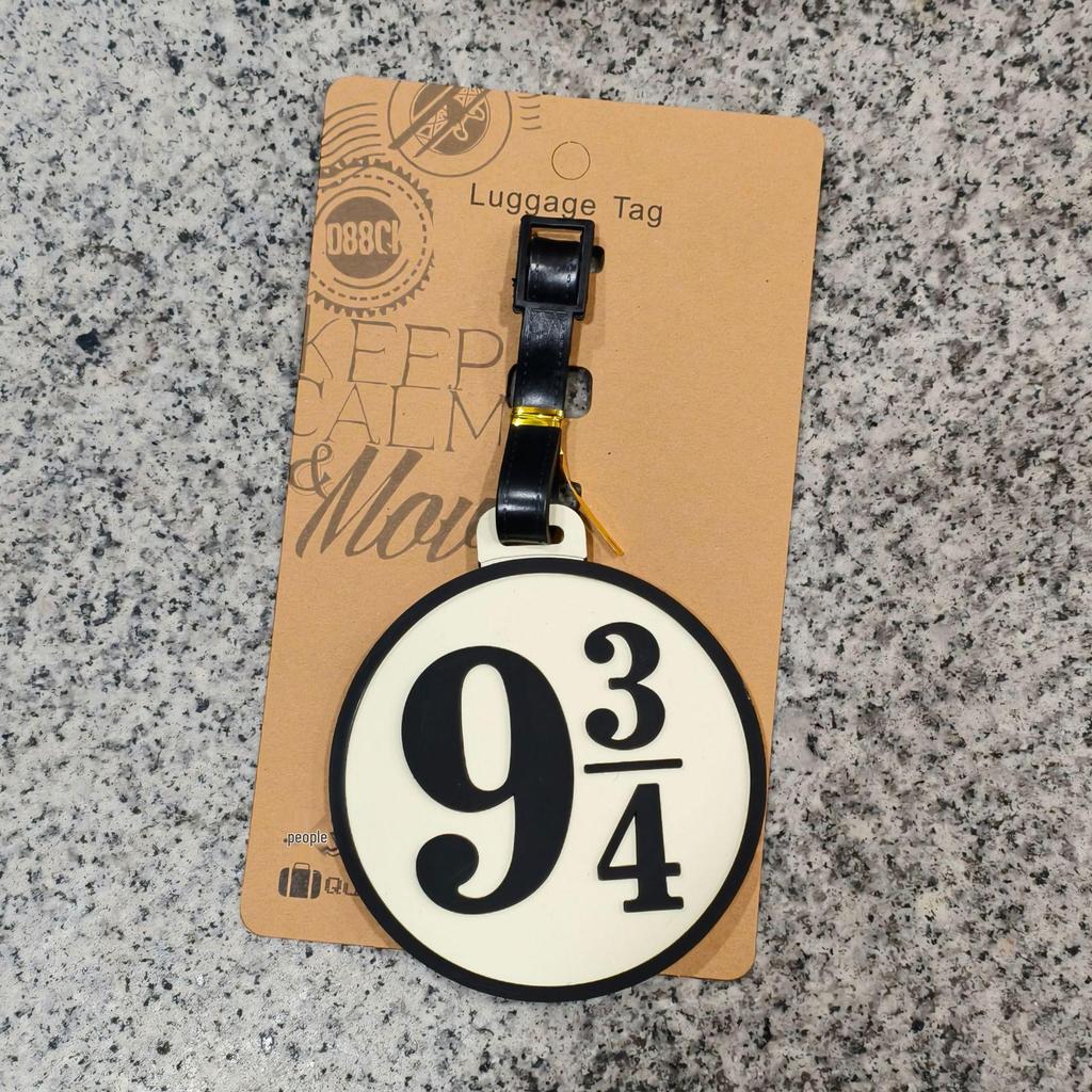 Etichetta per bagagli Accademia di Magia di Harry Potter: Design di Hermione e Ron