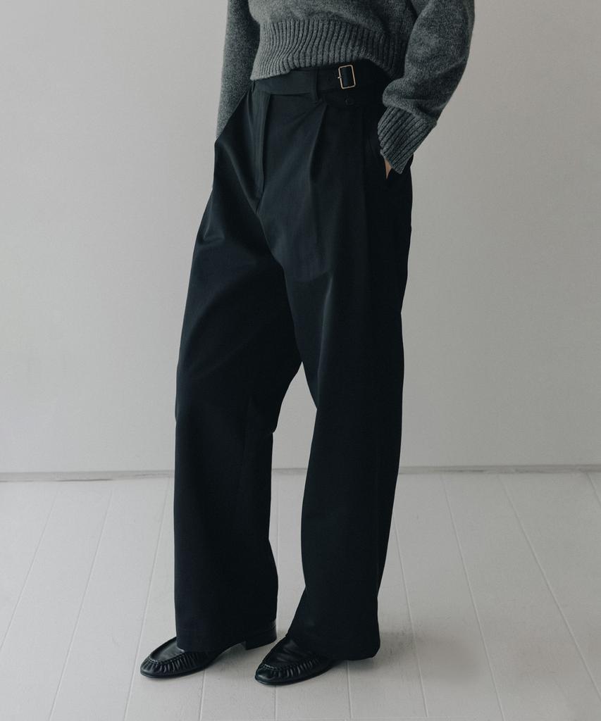Beullaengkeulumumeon Gurkha Pants_Black