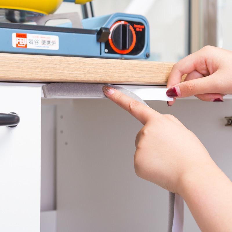 1/2pcs Self-adhesive Sponge Seal Cuttable Waterproof Soundproof Windshield Impact Seal Door Frame Cabinet Wear Protection Tool