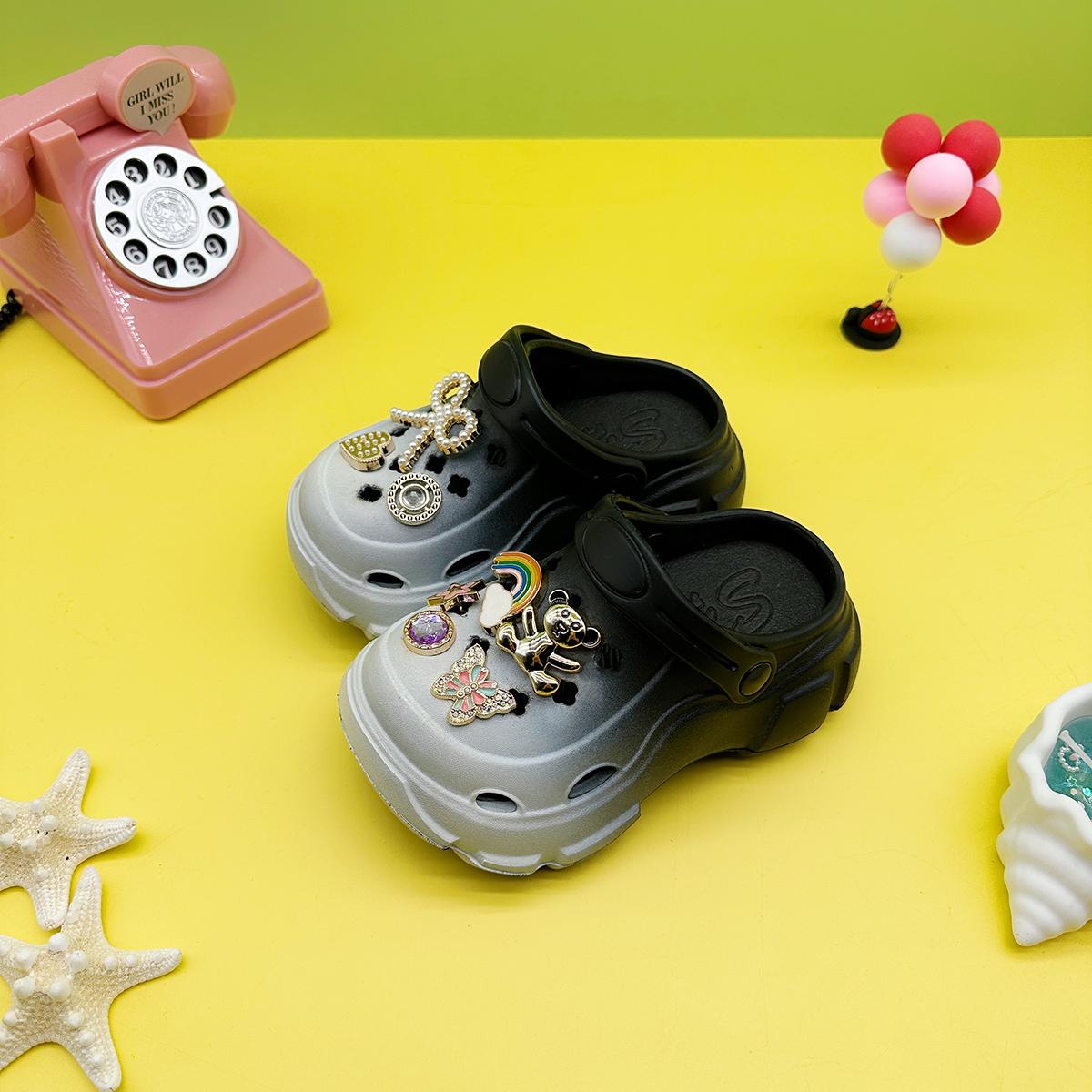 

Cute and Versatile Parent-Child Slippers for Boys and Girls, New Cartoon Bow-Knot Rainbow Bear Eva Clogs, Soft-Soled Non-Slip Closed-Toe Sandals 606 24-25
