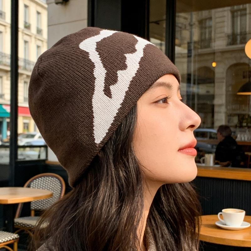 Geometric Jacquard Knit Brimless Hat with Unique Pattern For Adult Teens Stylish Looking And Warmth Cool Weather Headpiece