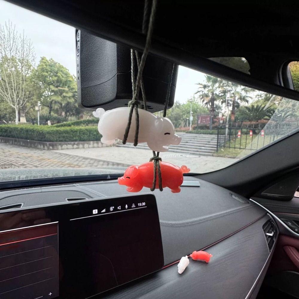

10pcs Uv Sensitivity Roast Pig Ornament Color Changing Rearview Mirror Decoration Girl