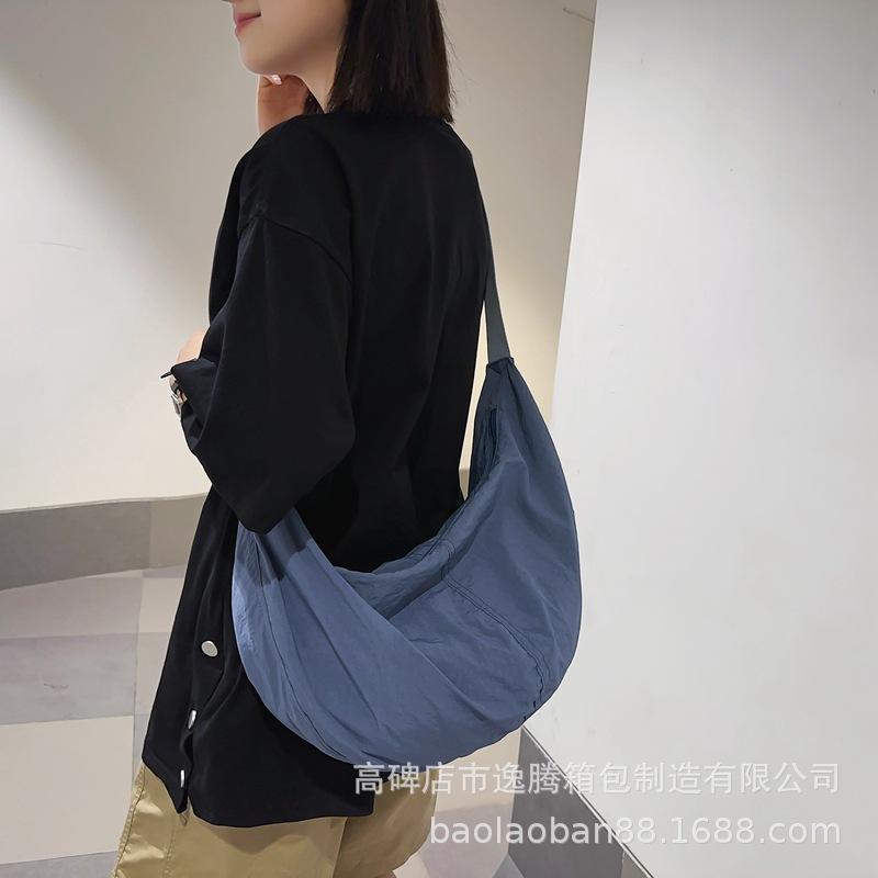 

Сумка для пельменів великої ємності. Універсальна сумка. Жіноча проста модна сумка через плече. Жіноча сумка. Сумка. синій