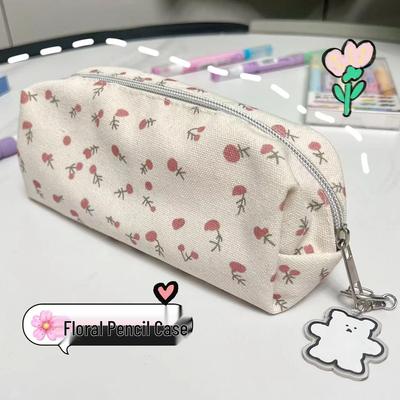 Elegante Estuche de Lápices y Maquillaje Floral Crema: Elegante Bolsa de Almacenamiento de Alto Valor para Niñas