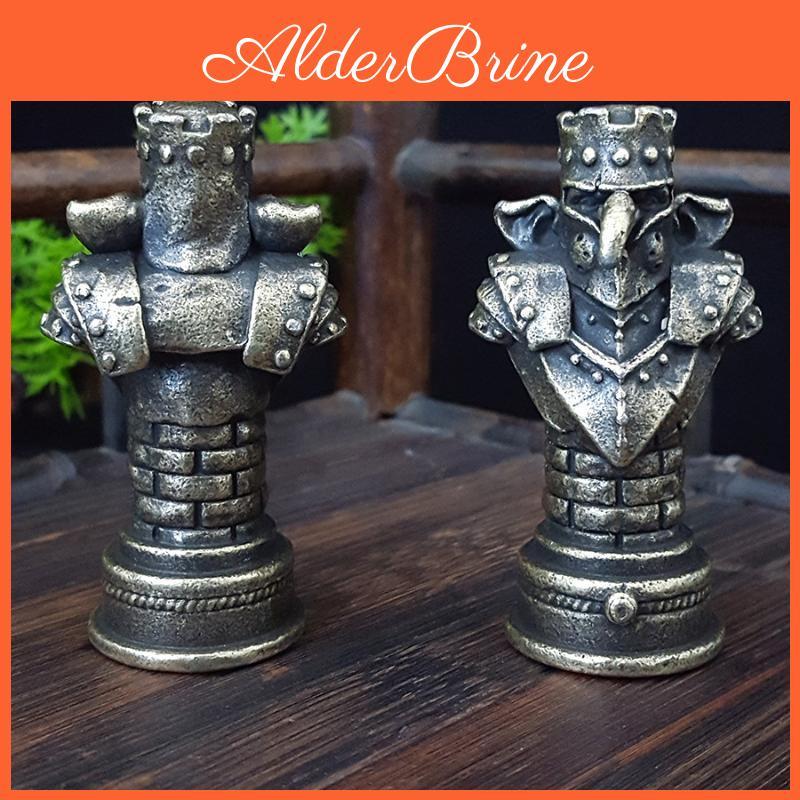 A 1pc Skull A Holding Sword And Shield Ornament Home Decoration Desktop Ornament Halloween Toyhandicraft