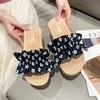 Fashion Outside On Beach Woman Slippers Flat Sandals Flowers Shoes for Women Clappers New Style Slides Sale 2025 Luxury Collection Shoe