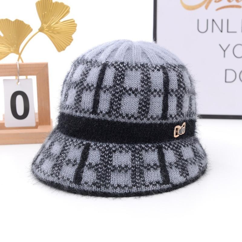 

Winter new wife velvet thick warm duck tongue wool hat women s old cold-proof knitted hat [good quality] velvet.