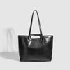 High Quality Large Capacity Tote Bag Female Niche Design Oil Wax Leather Shoulder Underarm Handbag