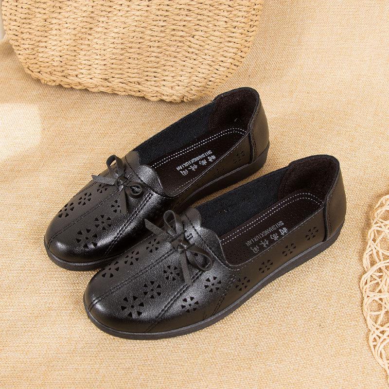 

Весенне-летняя обувь с ажурными вставками для женщин среднего и пожилого возраста. Удобные мокасины на мягкой подошве для мам. Туфли без застежек для бабушек. 41 чёрный