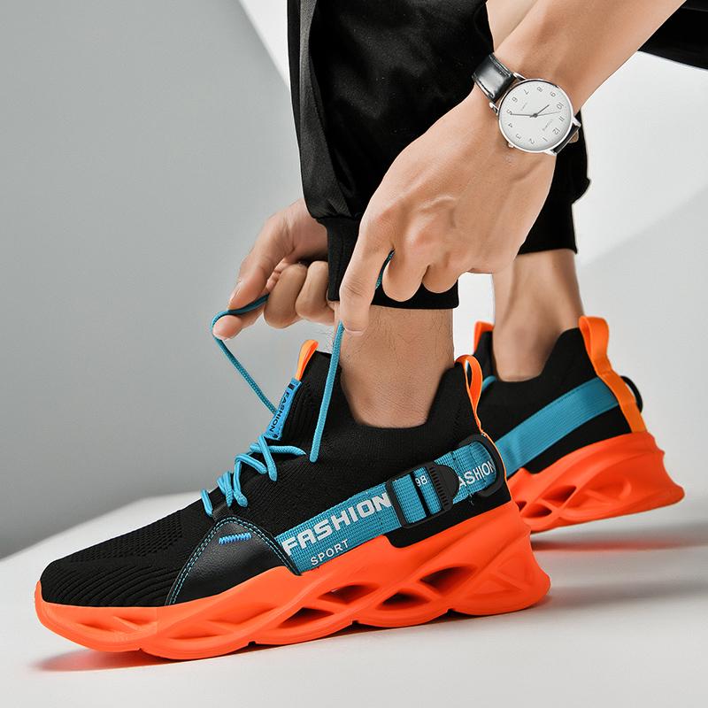 Large size new autumn running shoes breathable fly-woven mesh sports and leisure shoes blade shoes