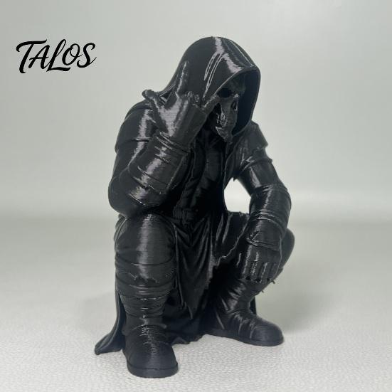 Crouching Devil God Figure Hooded Figurine, Decorative Ornament with Skull Mask & Muscle Lines, Hip Rock Metal Sculpture Hop Gothic Rocker Statue for